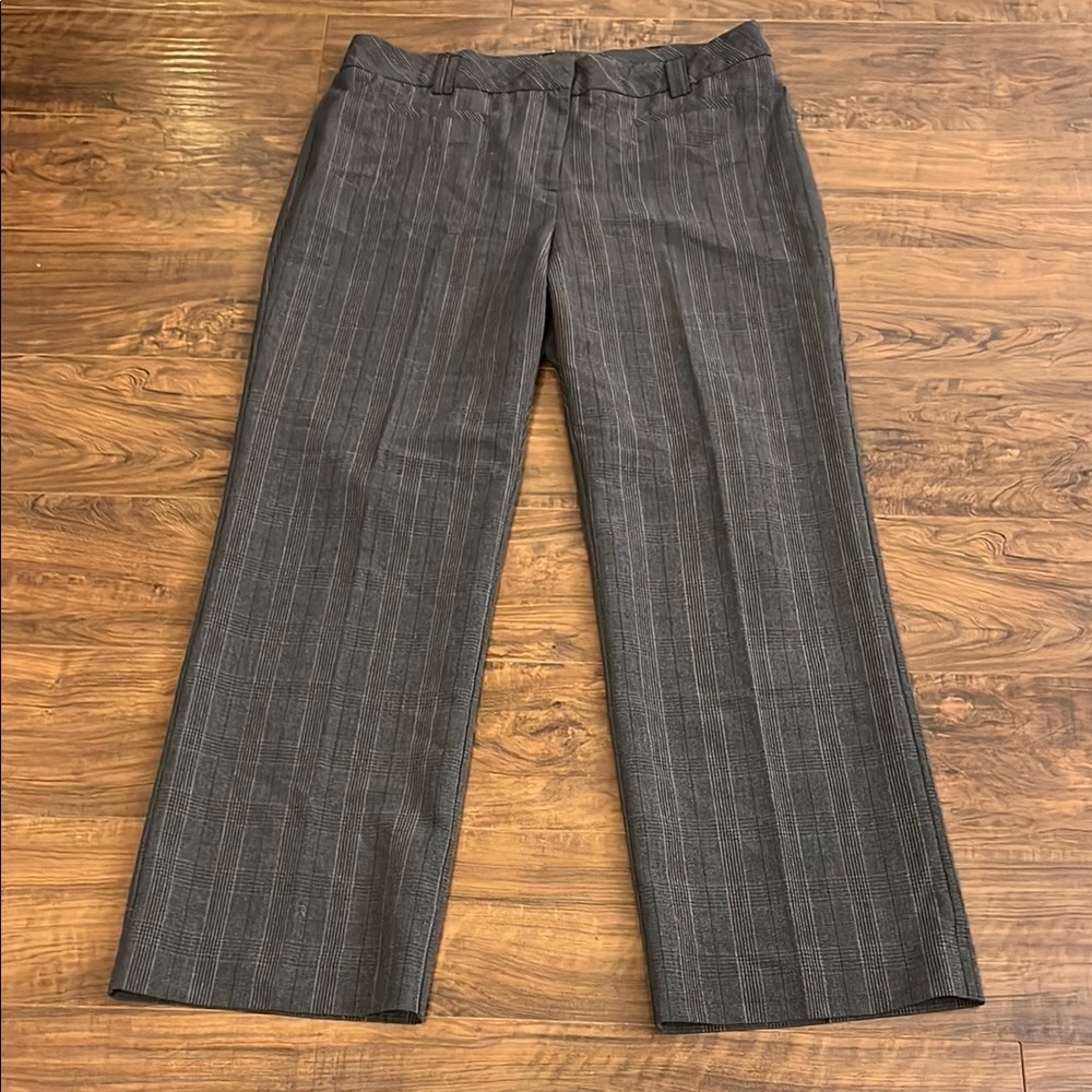 Women’s Roz & Ali Chic Gray Pinstripe Trousers, Sz. 14